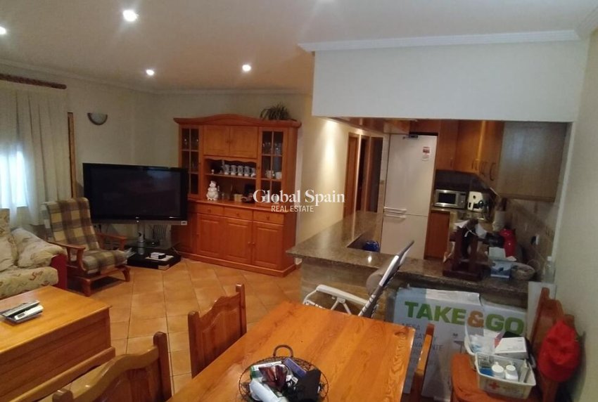 Wiederverkauf - WOHNUNG -
TORREVIEJA - La Mata