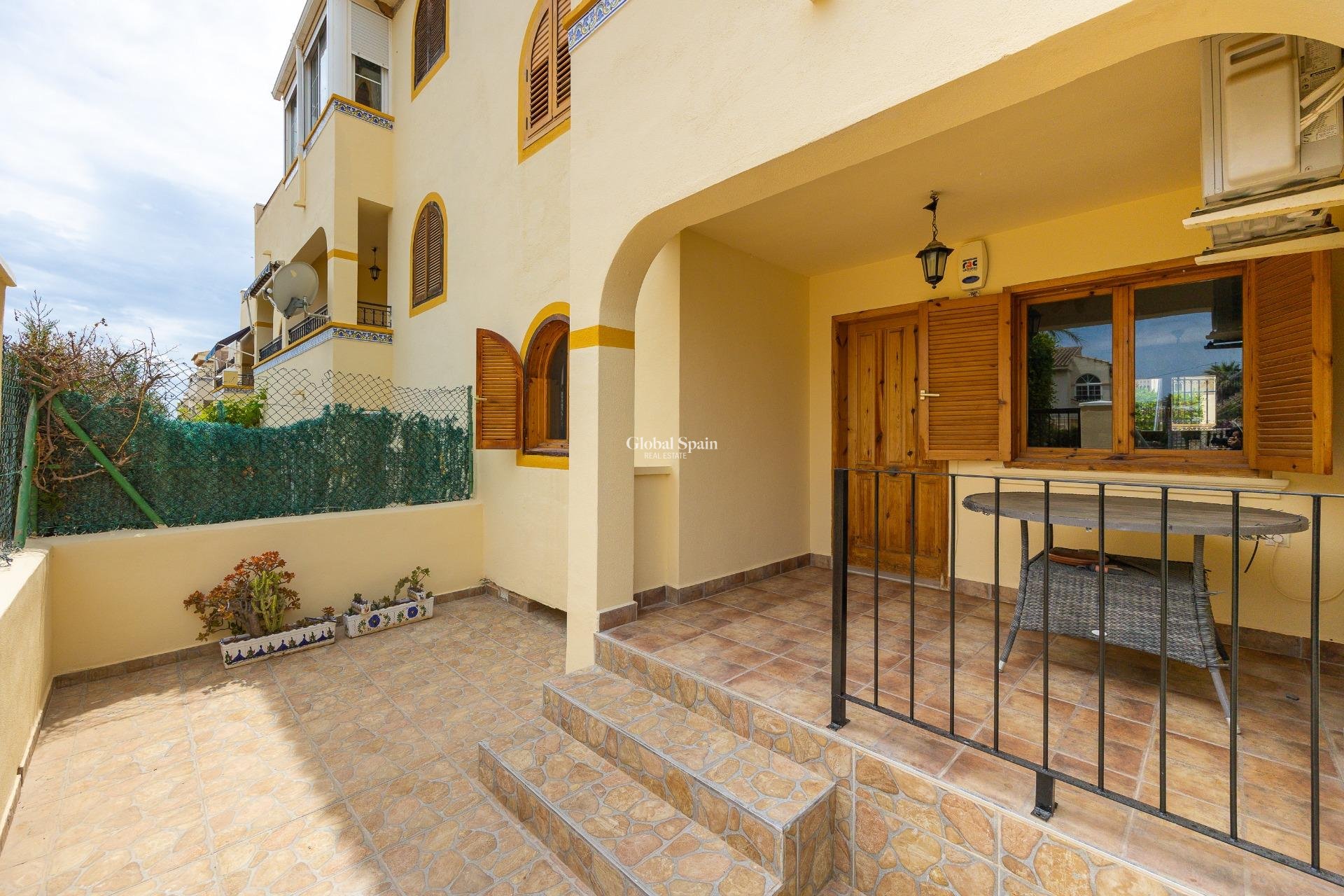 Wiederverkauf - WOHNUNG -
TORREVIEJA - La Mata