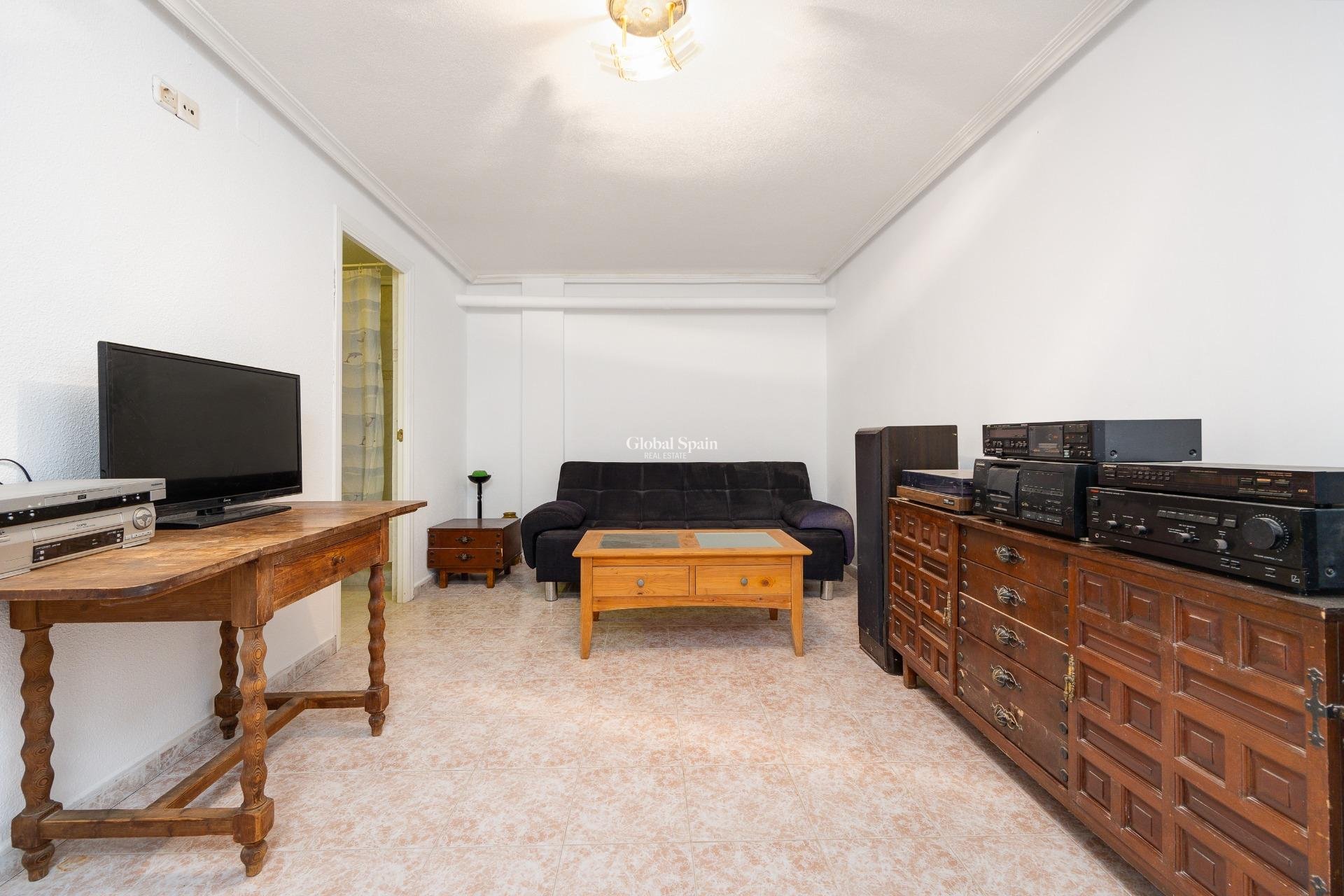 Wiederverkauf - WOHNUNG -
TORREVIEJA - La Mata