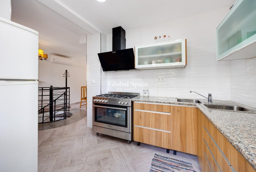 Wiederverkauf - WOHNUNG -
TORREVIEJA - La Mata