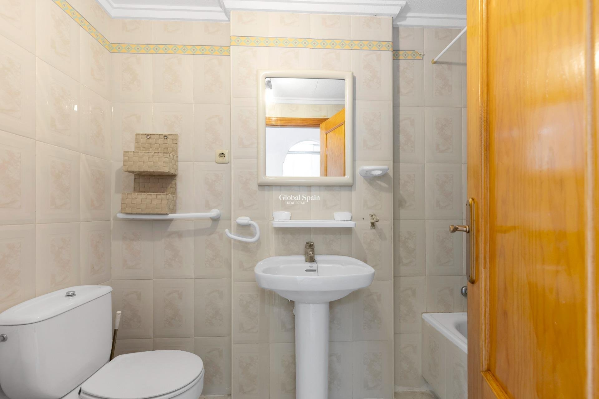 Wiederverkauf - WOHNUNG -
TORREVIEJA - La Mata