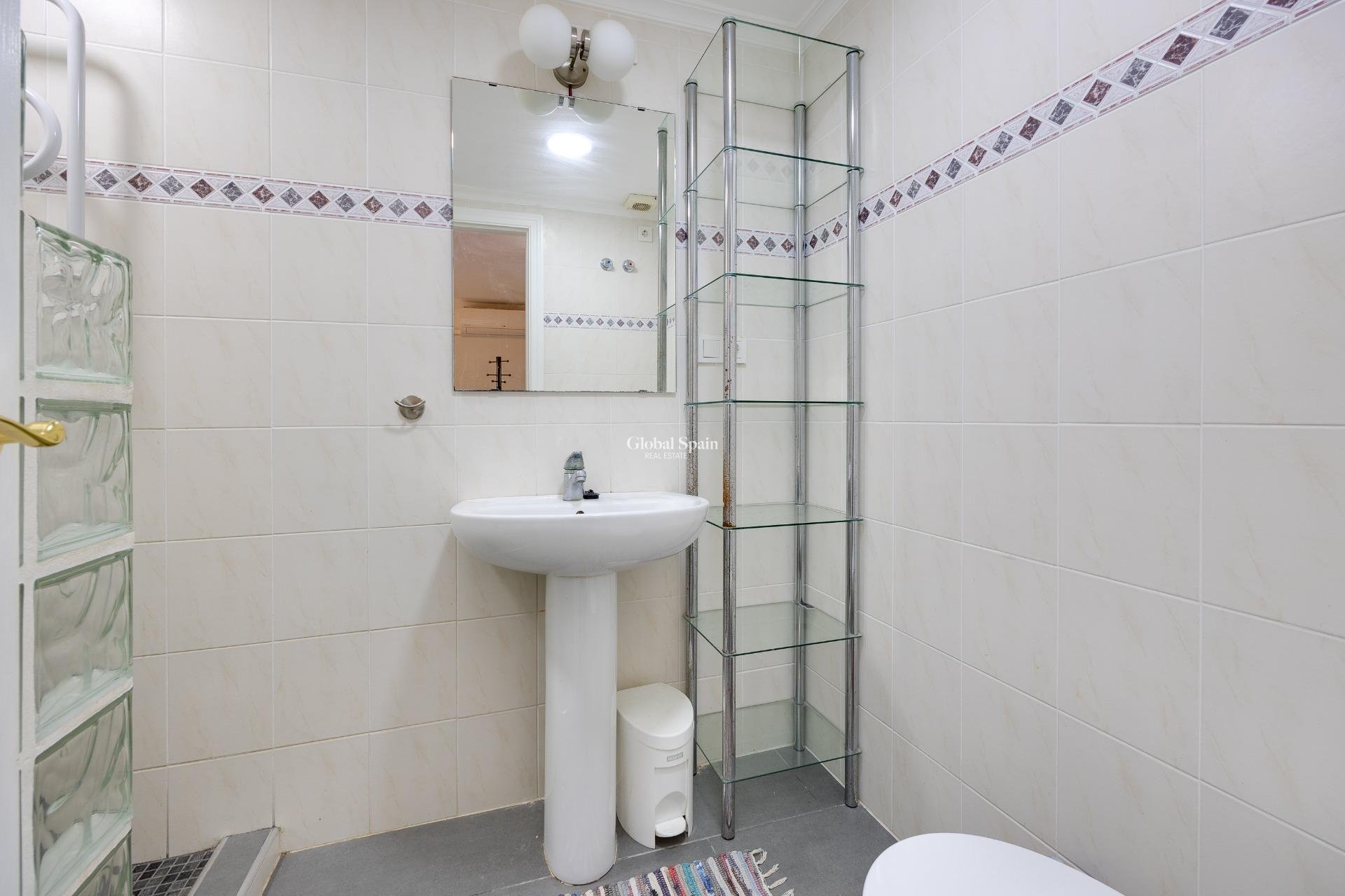 Wiederverkauf - WOHNUNG -
TORREVIEJA - La Mata