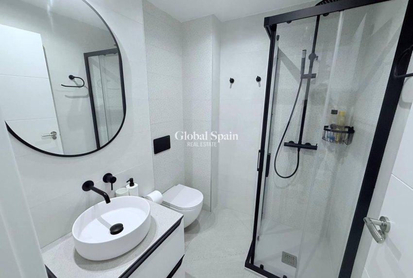 Wiederverkauf - WOHNUNG -
TORREVIEJA - La Mata