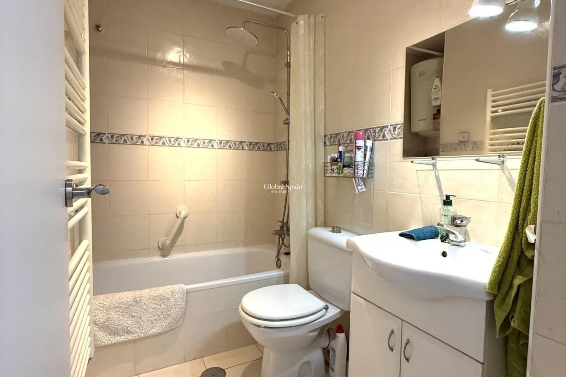 Wiederverkauf - WOHNUNG -
TORREVIEJA - La Mata