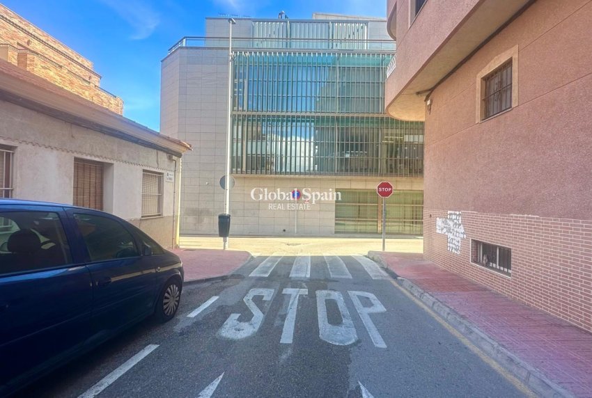 Wiederverkauf - WOHNUNG -
TORREVIEJA - La Mata