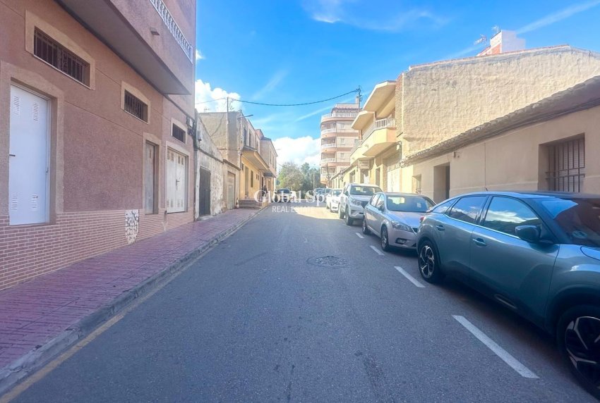 Wiederverkauf - WOHNUNG -
TORREVIEJA - La Mata