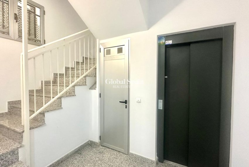 Wiederverkauf - WOHNUNG -
TORREVIEJA - La Mata