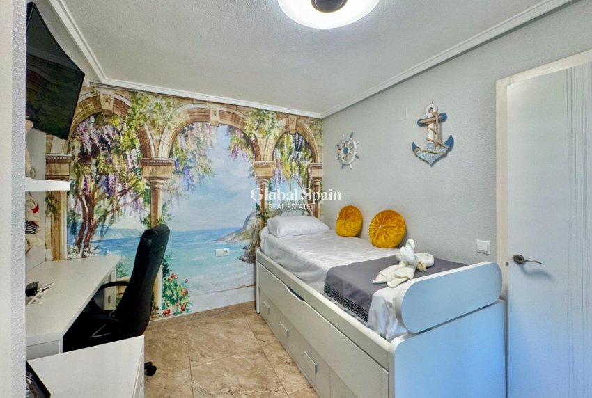 Wiederverkauf - WOHNUNG -
TORREVIEJA - La Mata
