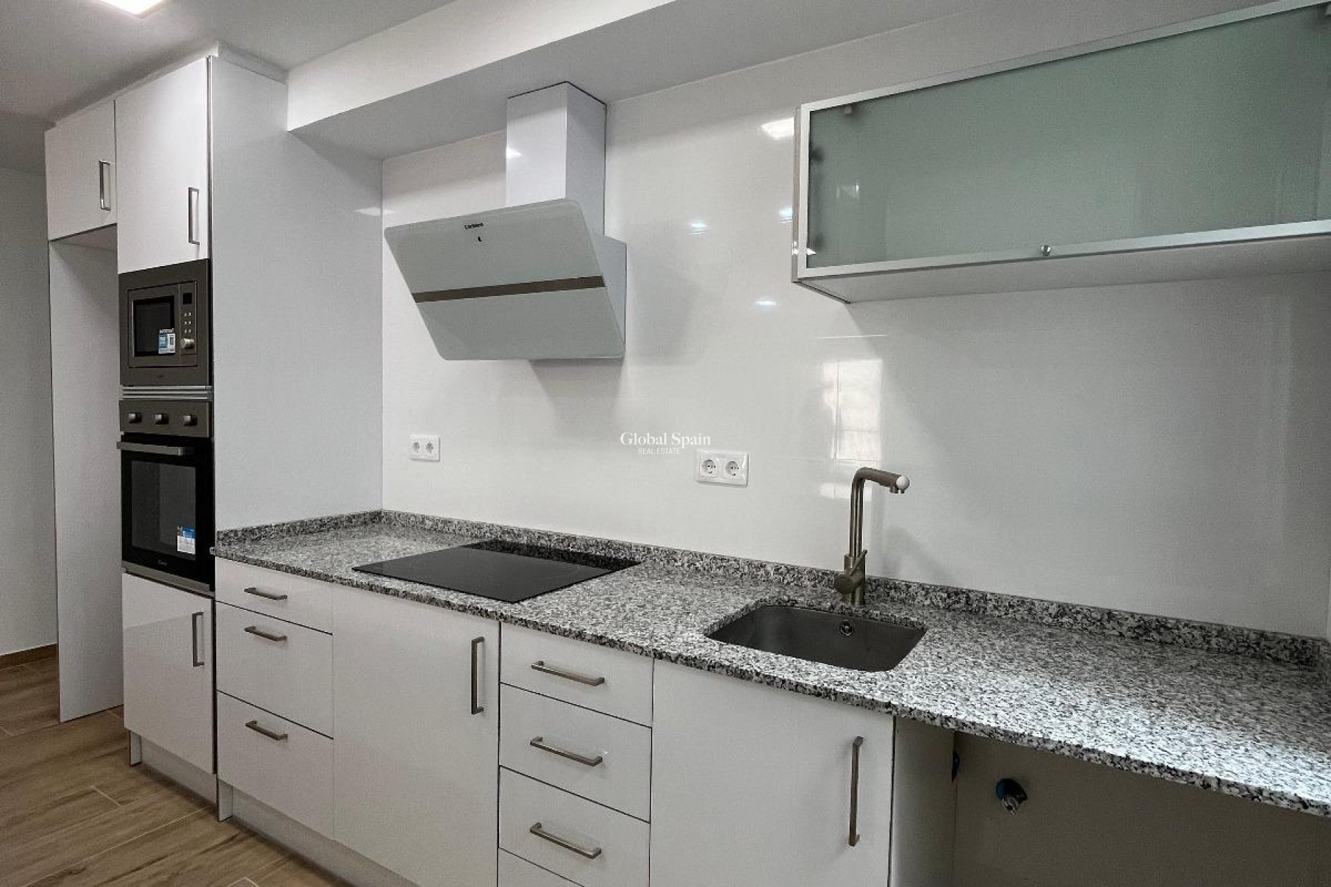 Wiederverkauf - WOHNUNG -
TORREVIEJA - La Mata