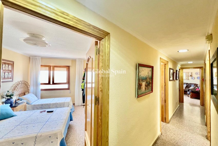 Wiederverkauf - WOHNUNG -
TORREVIEJA - La Mata