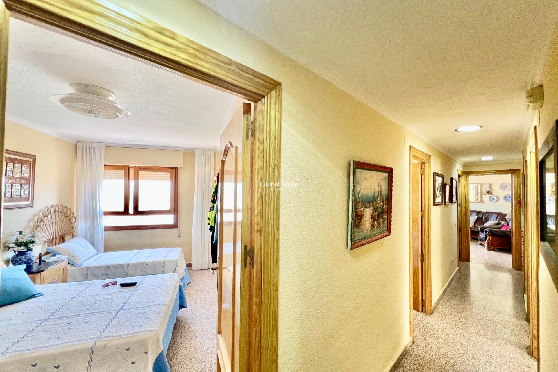 Wiederverkauf - WOHNUNG -
TORREVIEJA - La Mata