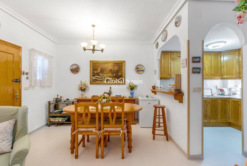 Wiederverkauf - WOHNUNG -
TORREVIEJA - La Mata