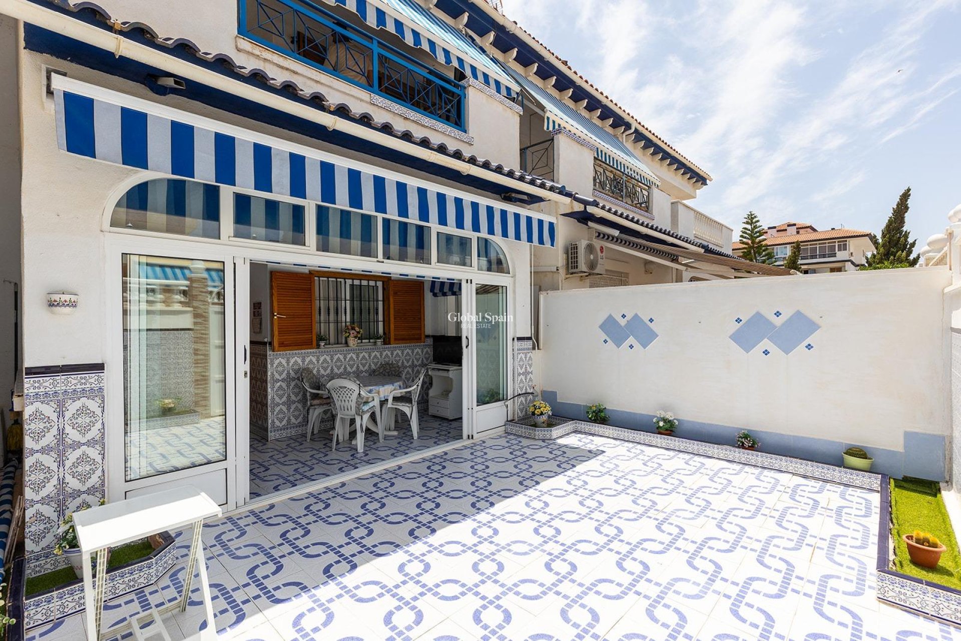 Wiederverkauf - WOHNUNG -
TORREVIEJA - La Mata