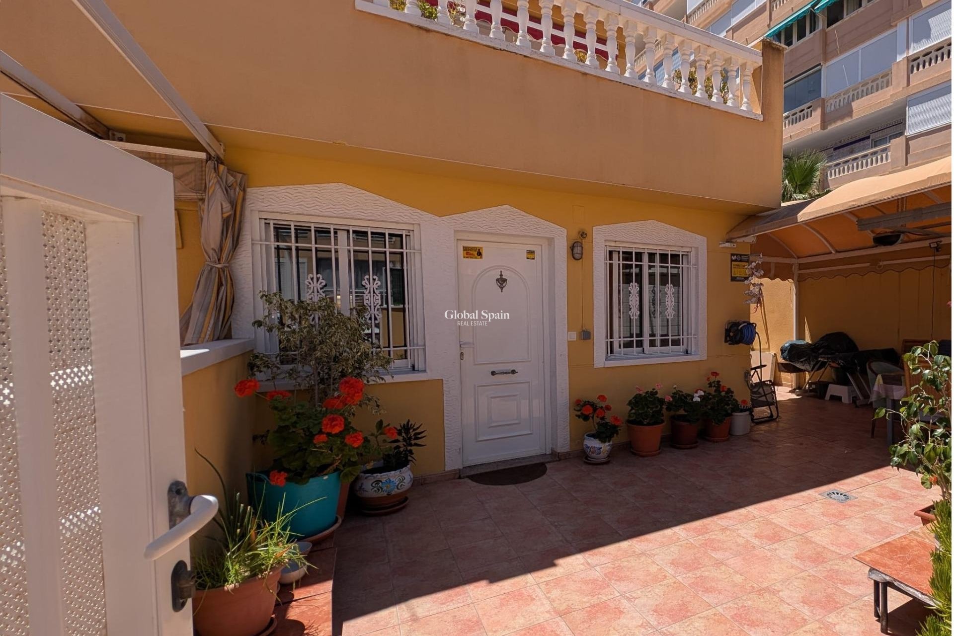 Wiederverkauf - WOHNUNG -
TORREVIEJA - La Mata