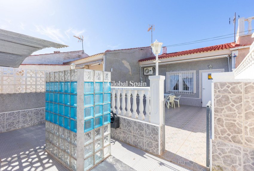 Wiederverkauf - WOHNUNG -
TORREVIEJA - La Siesta - El Salado - Torreta