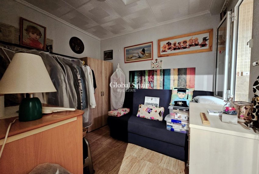 Wiederverkauf - WOHNUNG -
TORREVIEJA - La Siesta - El Salado - Torreta