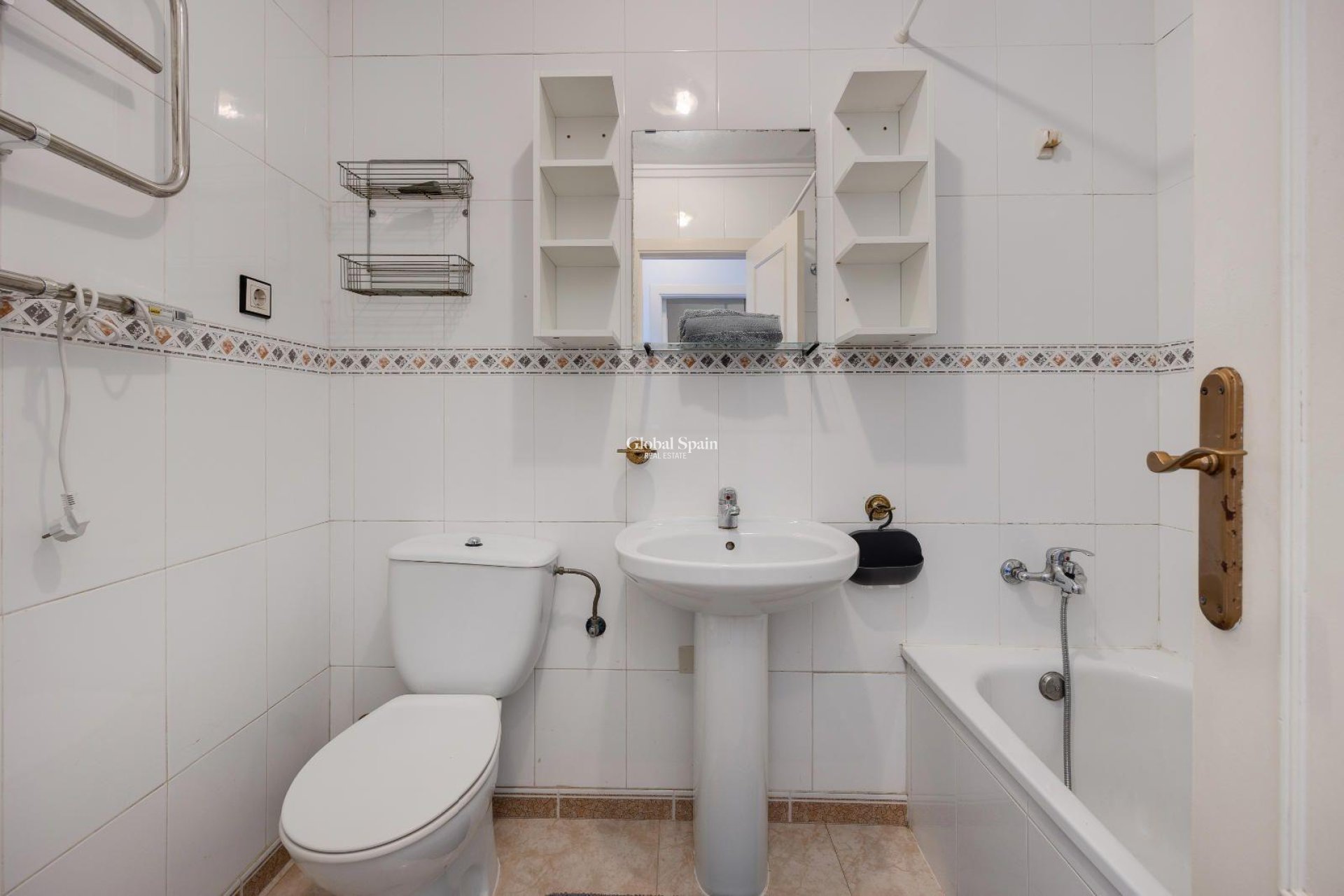 Wiederverkauf - WOHNUNG -
TORREVIEJA - La Siesta - El Salado - Torreta