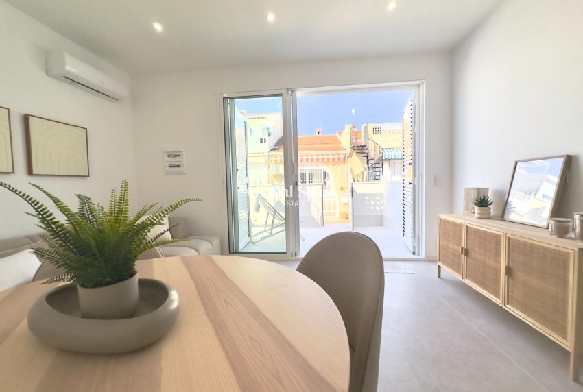 Wiederverkauf - WOHNUNG -
TORREVIEJA - La Siesta - El Salado - Torreta