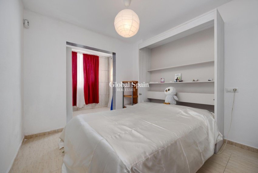 Wiederverkauf - WOHNUNG -
TORREVIEJA - La Siesta - El Salado - Torreta