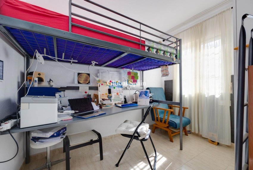 Wiederverkauf - WOHNUNG -
TORREVIEJA - La Siesta - El Salado - Torreta