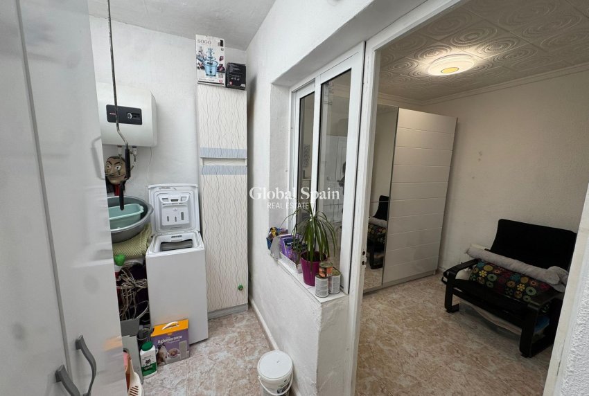 Wiederverkauf - WOHNUNG -
TORREVIEJA - La Siesta - El Salado - Torreta