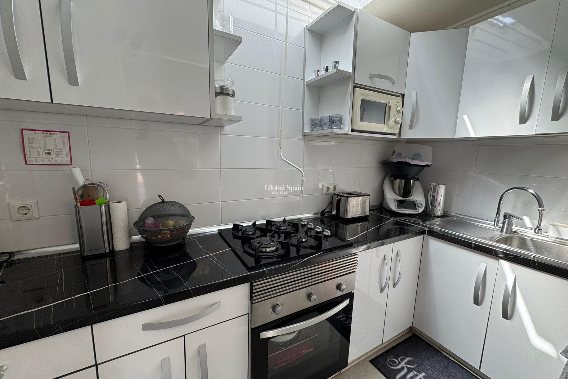 Wiederverkauf - WOHNUNG -
TORREVIEJA - La Siesta - El Salado - Torreta