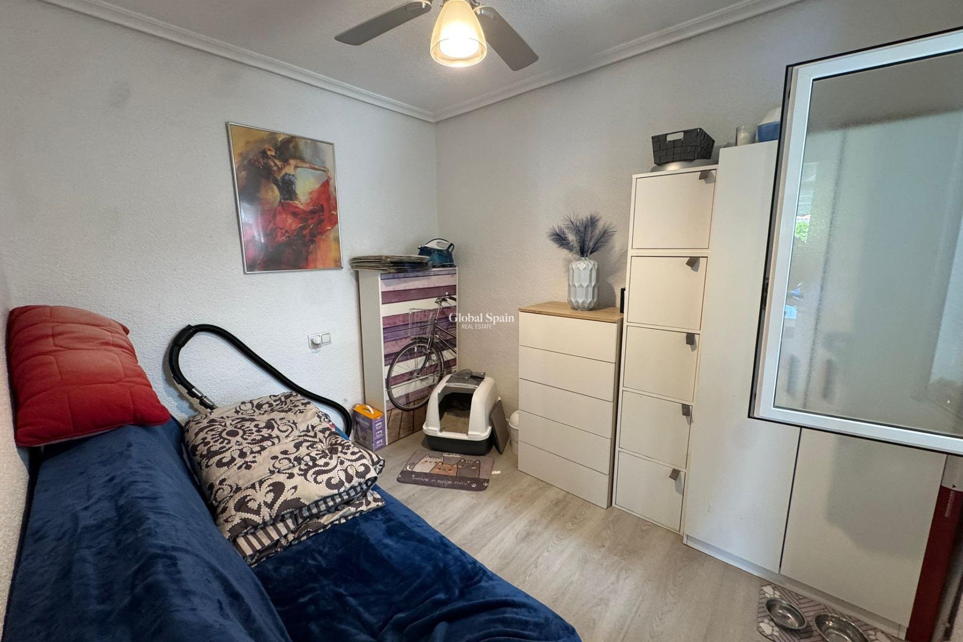 Wiederverkauf - WOHNUNG -
TORREVIEJA - La Siesta - El Salado - Torreta