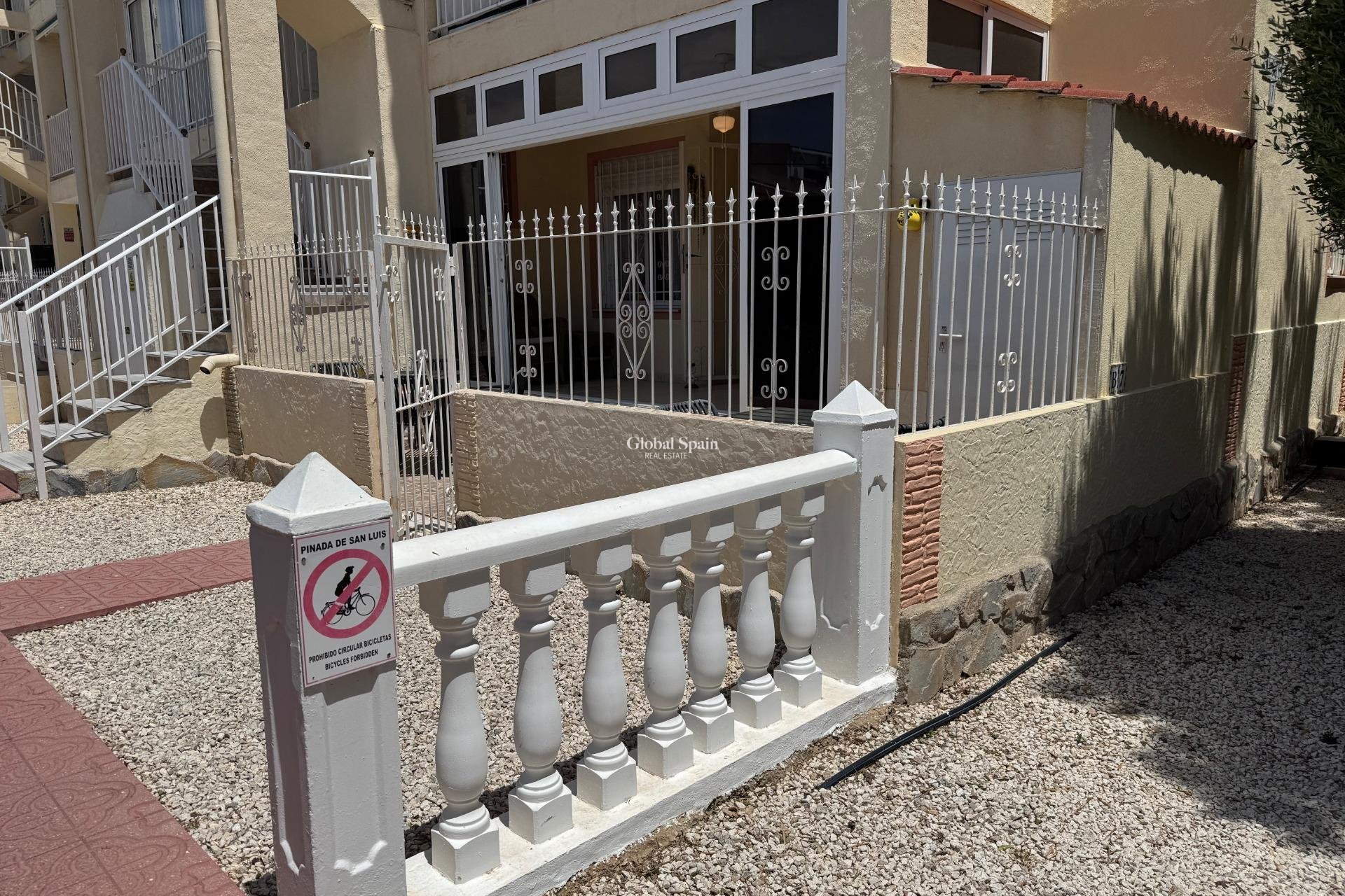 Wiederverkauf - WOHNUNG -
TORREVIEJA - La Siesta - El Salado - Torreta