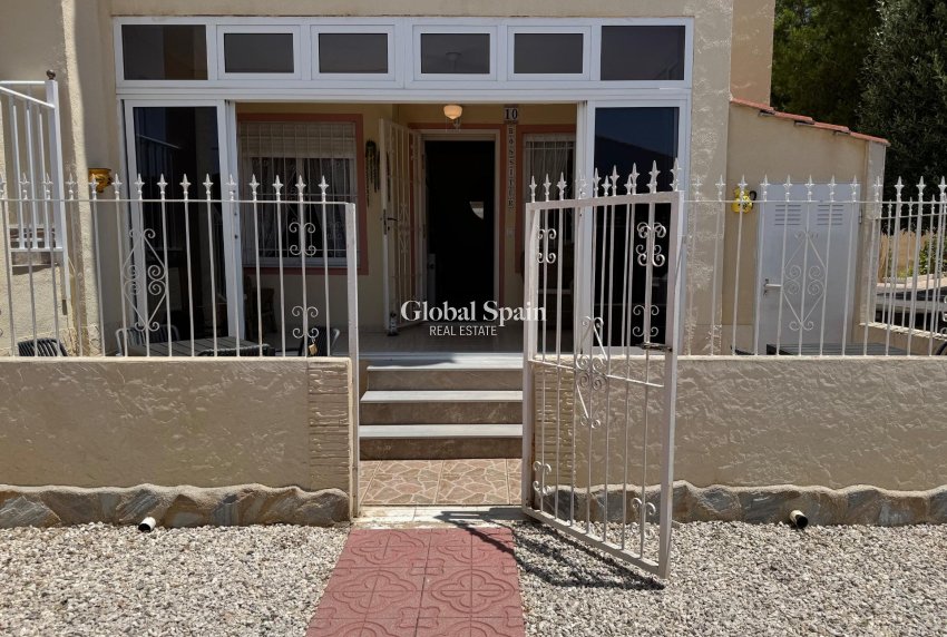 Wiederverkauf - WOHNUNG -
TORREVIEJA - La Siesta - El Salado - Torreta