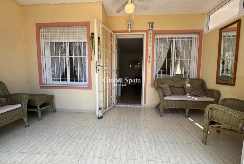 Wiederverkauf - WOHNUNG -
TORREVIEJA - La Siesta - El Salado - Torreta