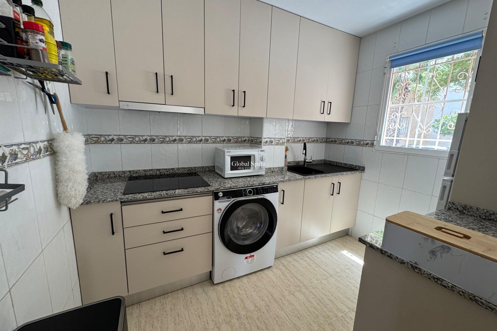 Wiederverkauf - WOHNUNG -
TORREVIEJA - La Siesta - El Salado - Torreta