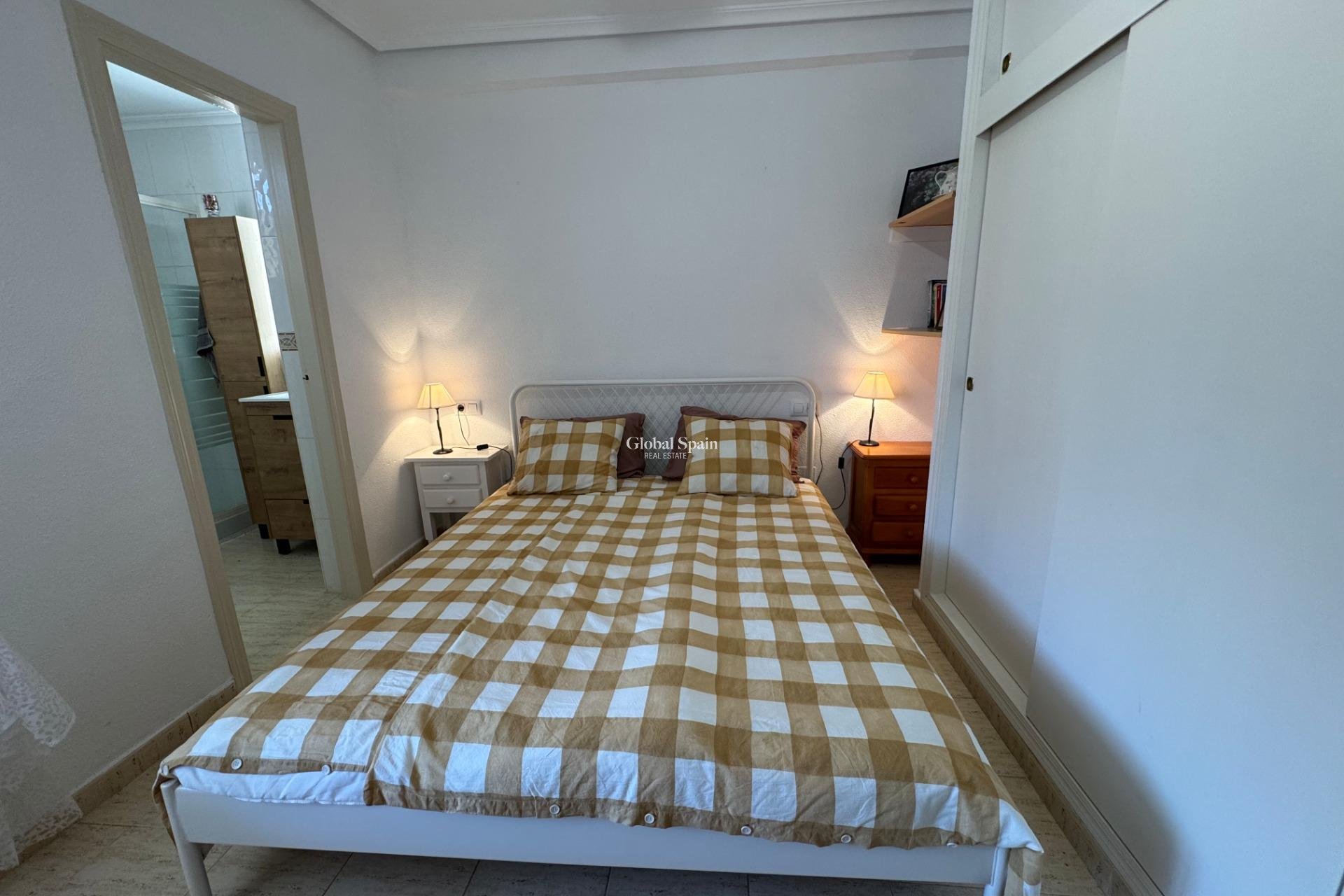 Wiederverkauf - WOHNUNG -
TORREVIEJA - La Siesta - El Salado - Torreta