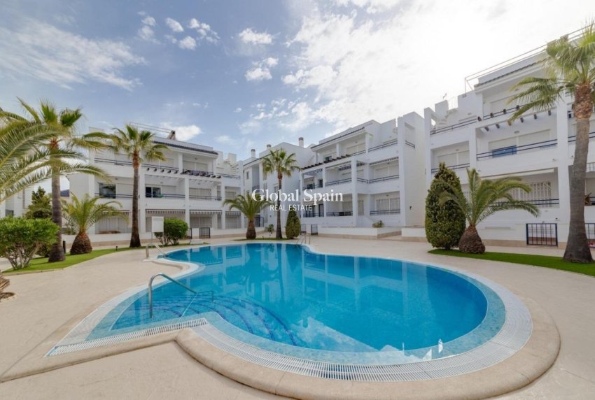 Wiederverkauf - WOHNUNG -
TORREVIEJA - La Veleta