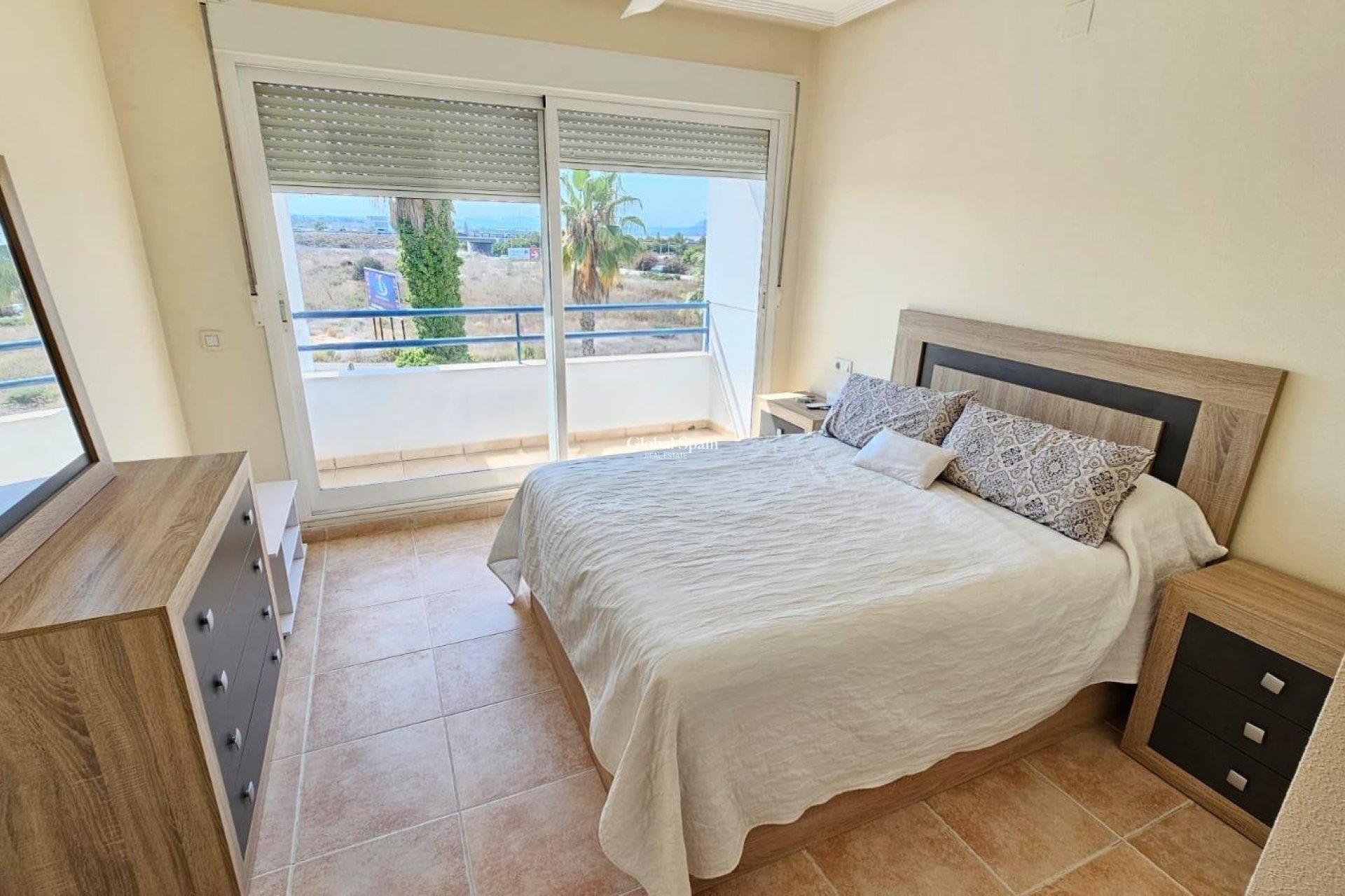 Wiederverkauf - WOHNUNG -
TORREVIEJA - La Veleta