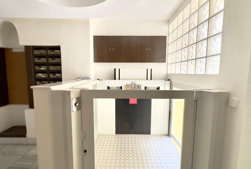 Wiederverkauf - WOHNUNG -
TORREVIEJA - La Veleta