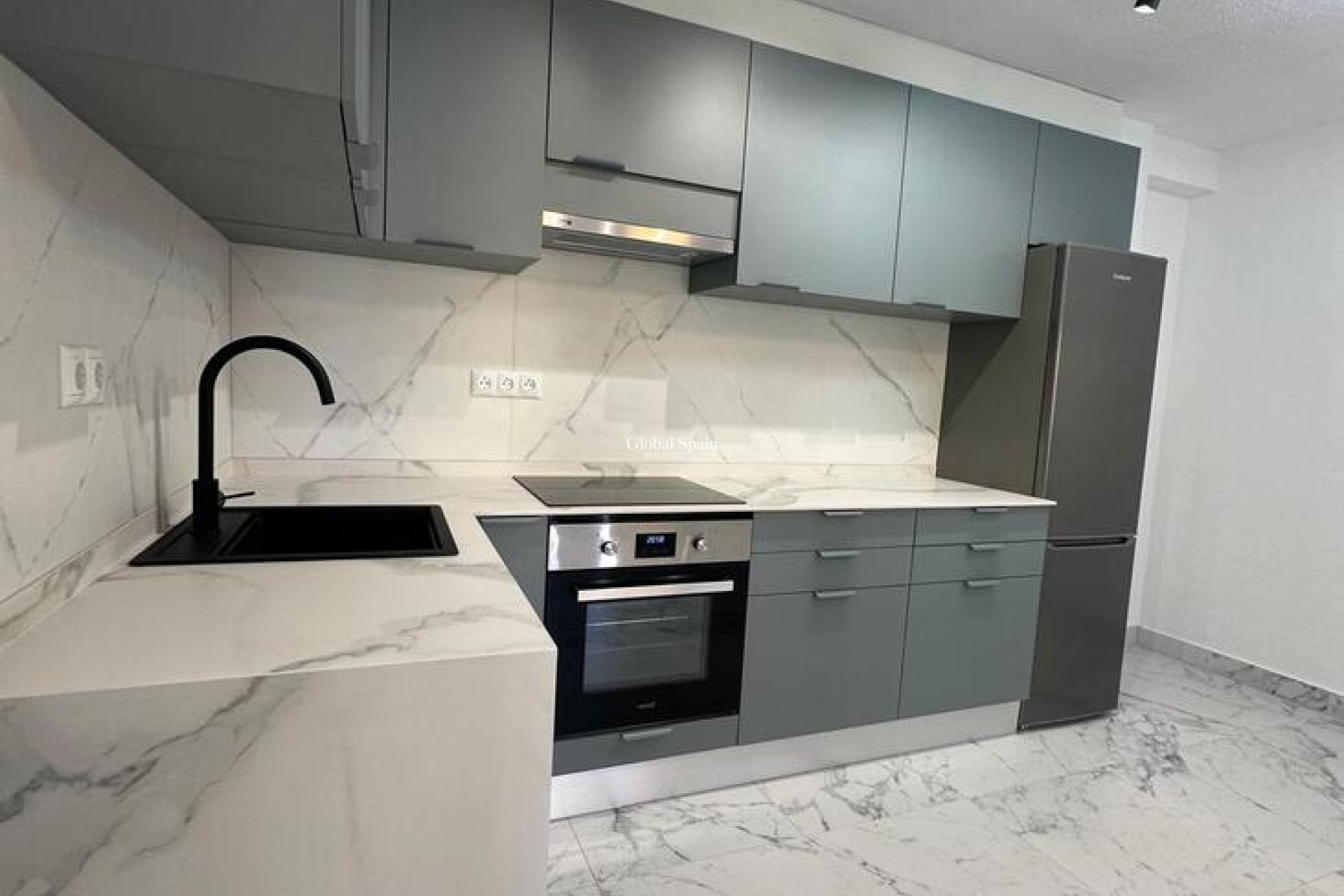 Wiederverkauf - WOHNUNG -
TORREVIEJA - La Veleta