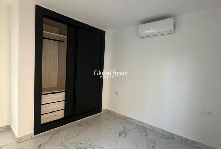 Wiederverkauf - WOHNUNG -
TORREVIEJA - La Veleta