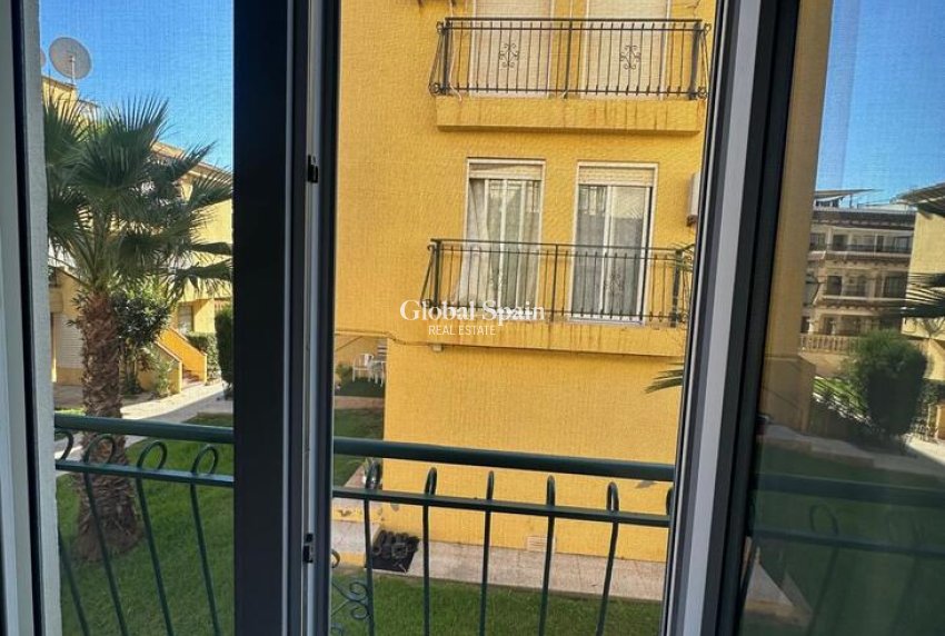 Wiederverkauf - WOHNUNG -
TORREVIEJA - La Veleta