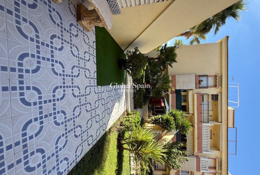 Wiederverkauf - WOHNUNG -
TORREVIEJA - La veleta
