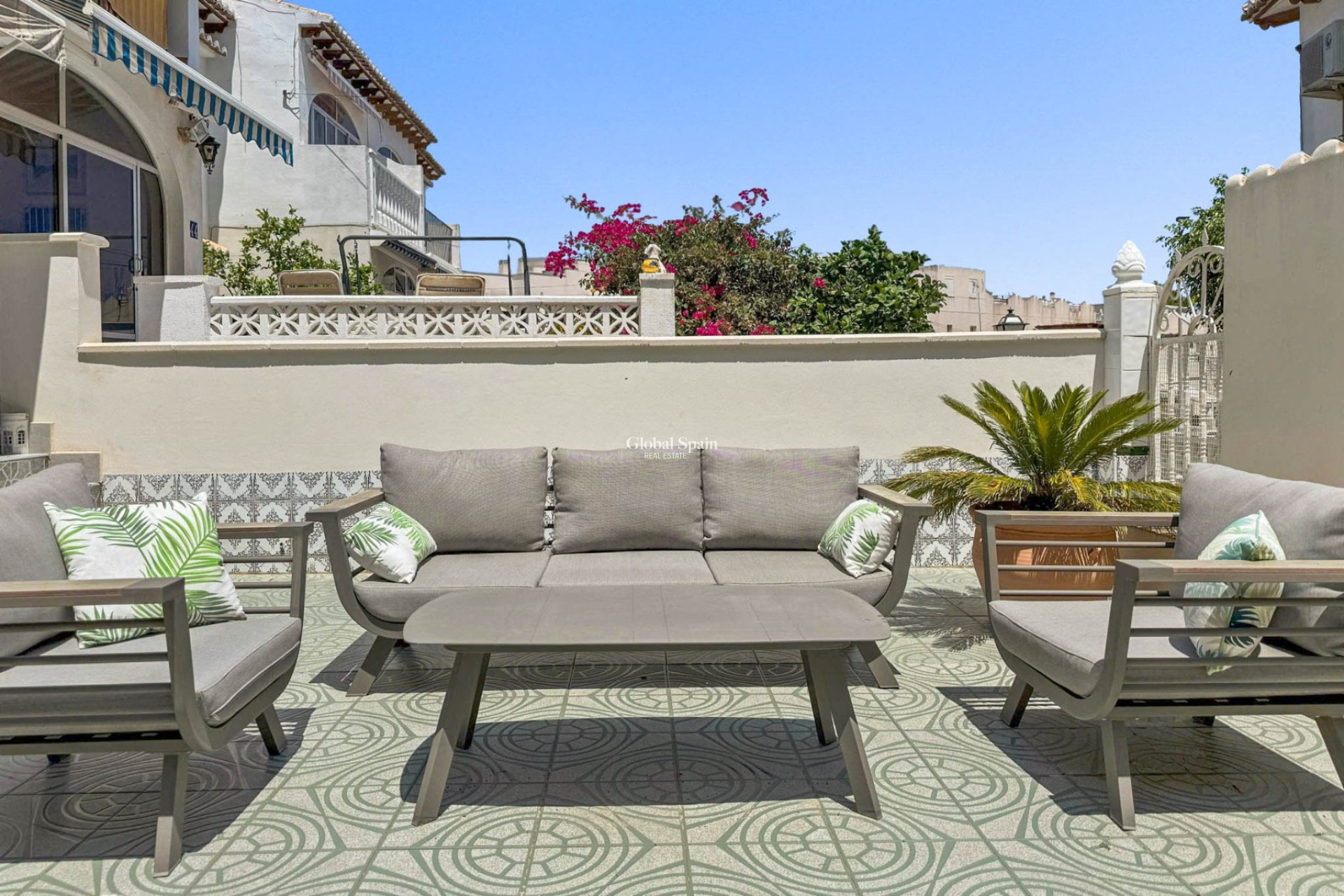 Wiederverkauf - WOHNUNG -
TORREVIEJA - Lago jardin