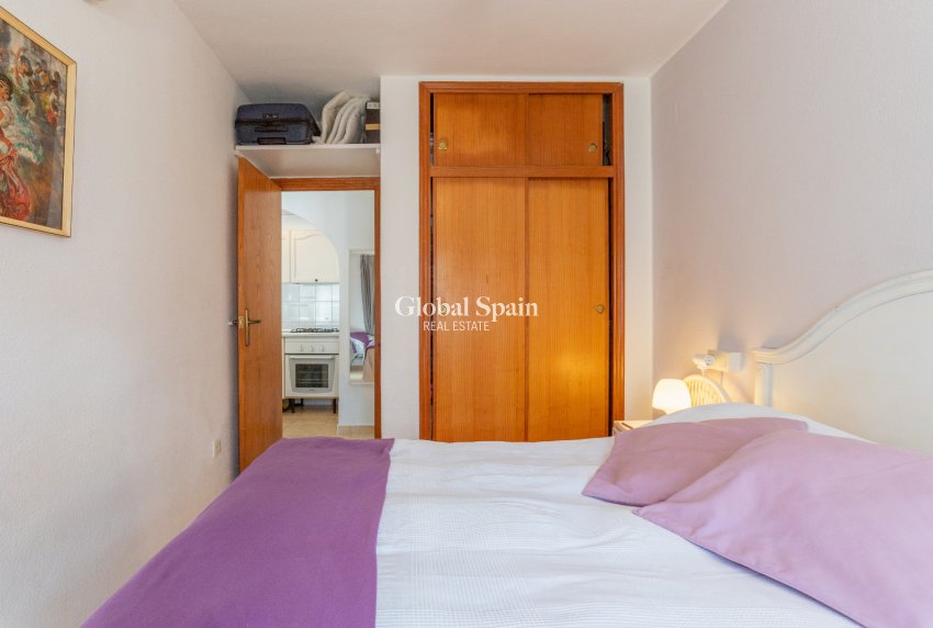 Wiederverkauf - WOHNUNG -
TORREVIEJA - Lago jardin