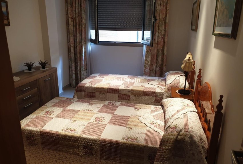 Wiederverkauf - WOHNUNG -
TORREVIEJA - Las Piscinas Naturales