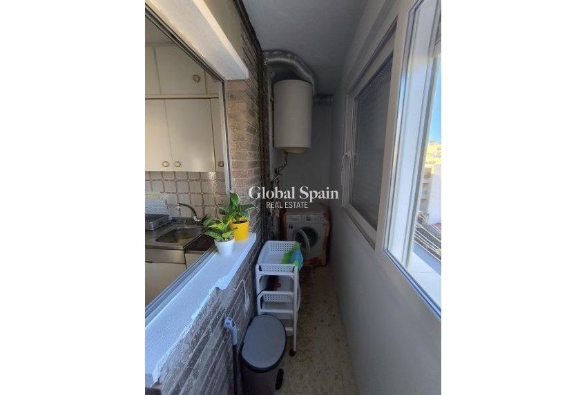 Wiederverkauf - WOHNUNG -
TORREVIEJA - Las Piscinas Naturales