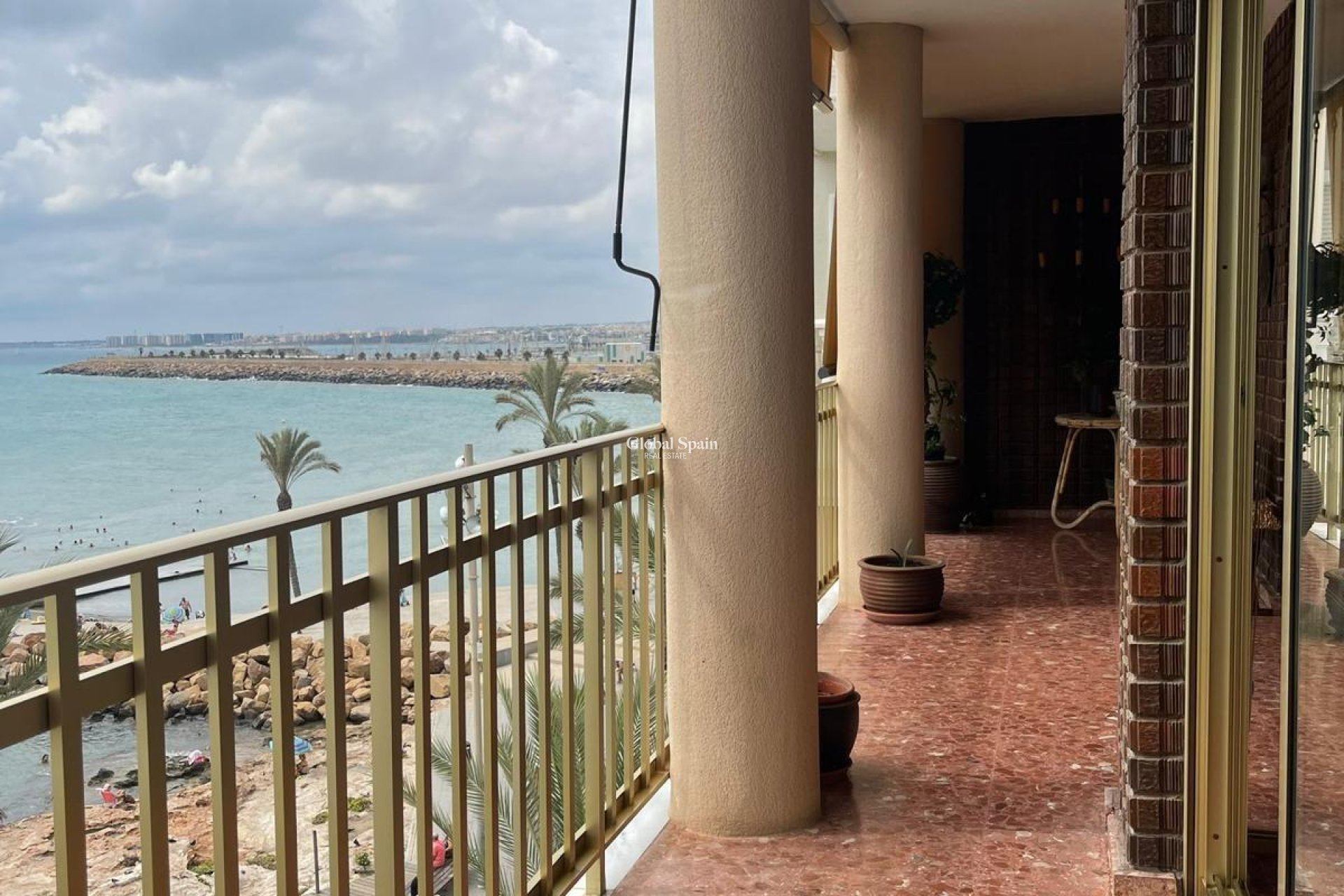 Wiederverkauf - WOHNUNG -
TORREVIEJA - Las Piscinas Naturales