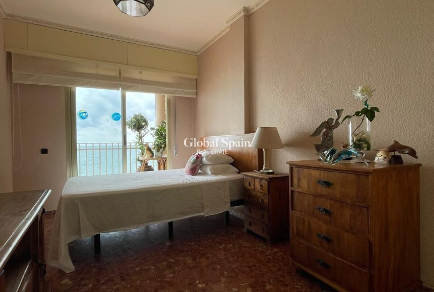 Wiederverkauf - WOHNUNG -
TORREVIEJA - Las Piscinas Naturales