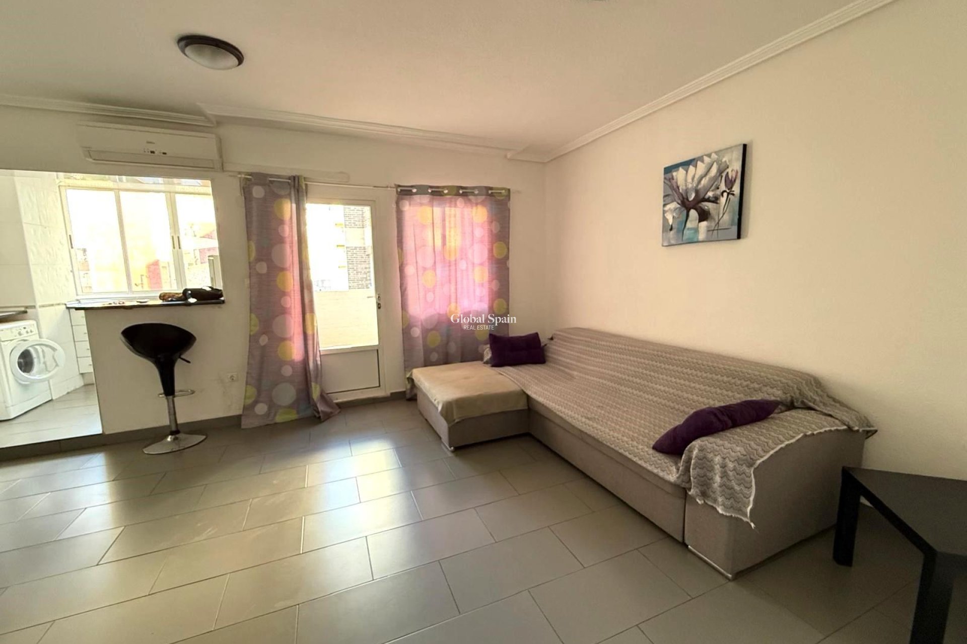 Wiederverkauf - WOHNUNG -
TORREVIEJA - Las Piscinas Naturales