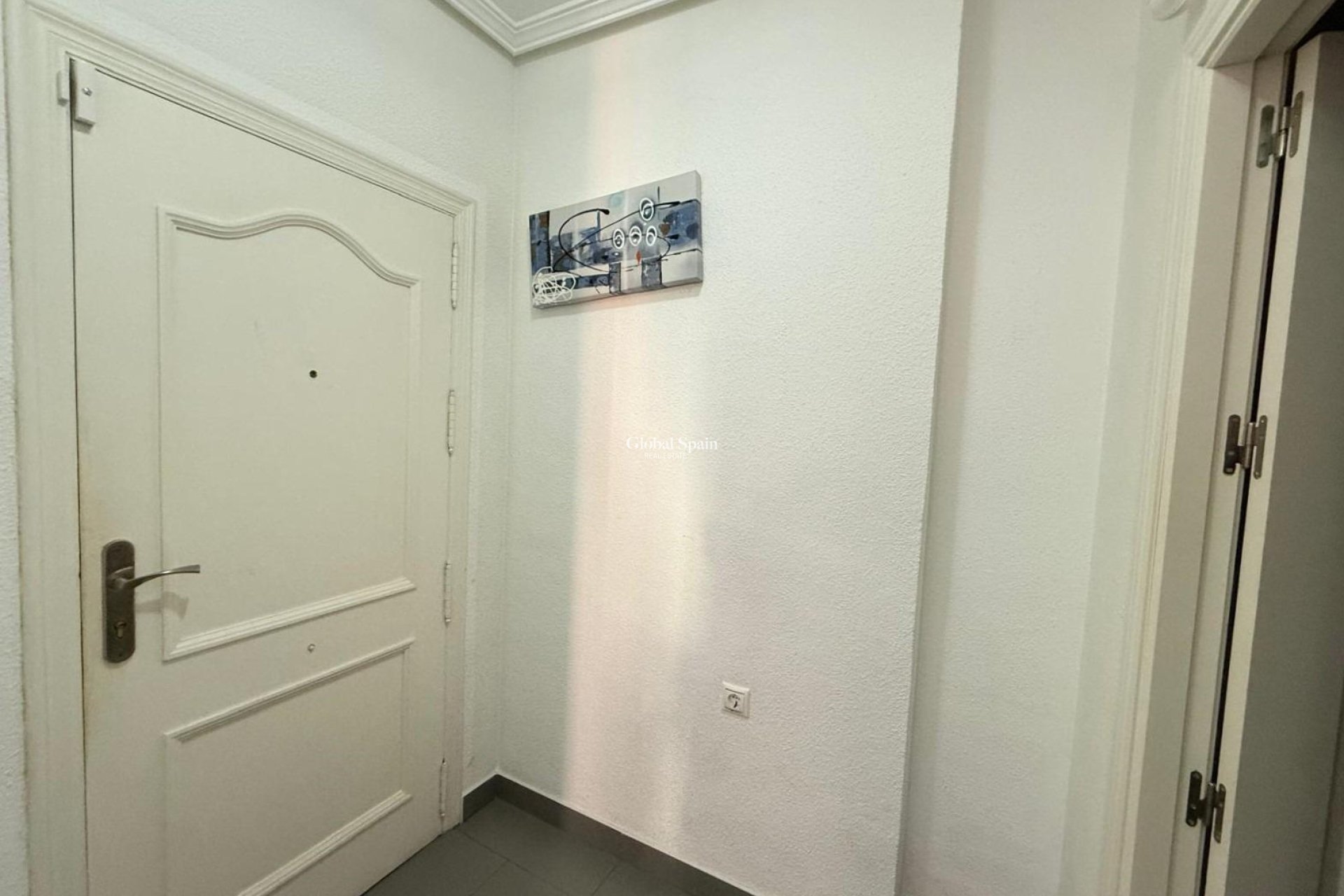 Wiederverkauf - WOHNUNG -
TORREVIEJA - Las Piscinas Naturales