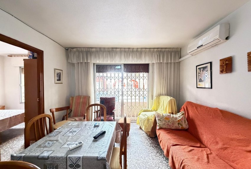 Wiederverkauf - WOHNUNG -
TORREVIEJA - Las Piscinas Naturales