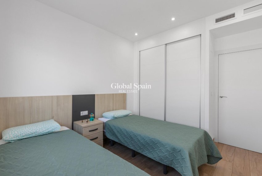 Wiederverkauf - WOHNUNG -
TORREVIEJA - LOS BALCONES - LOS ALTOS