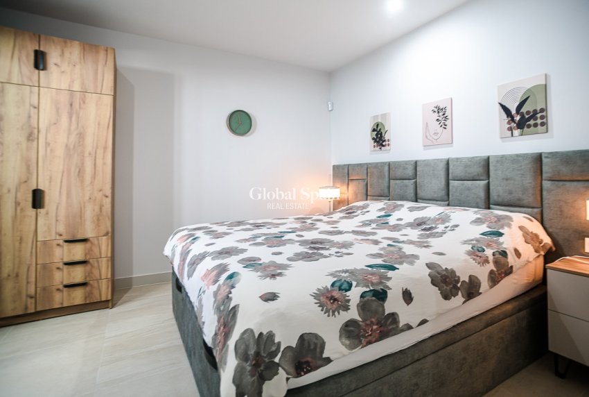 Wiederverkauf - WOHNUNG -
TORREVIEJA - LOS BALCONES - LOS ALTOS